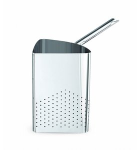 PASTA STRAINER